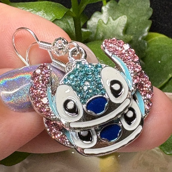 2/20 Hand Crafted Blue and Pink Earrings - Picture 2 of 4